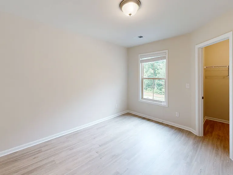 Quinn Residences at McCart Landing — Photo 58