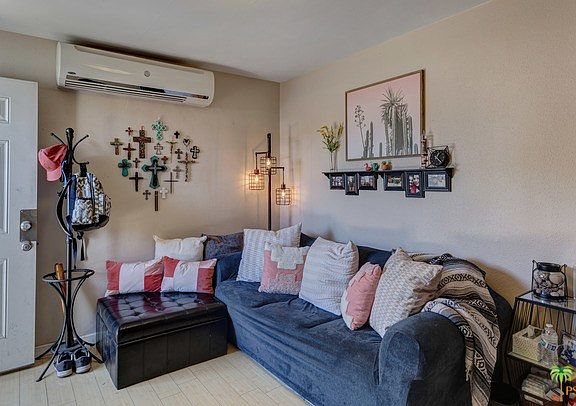 Living Room- Unit B
