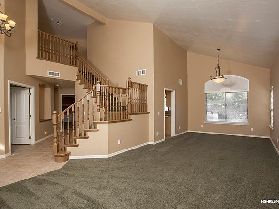 Entry / living / dining room view