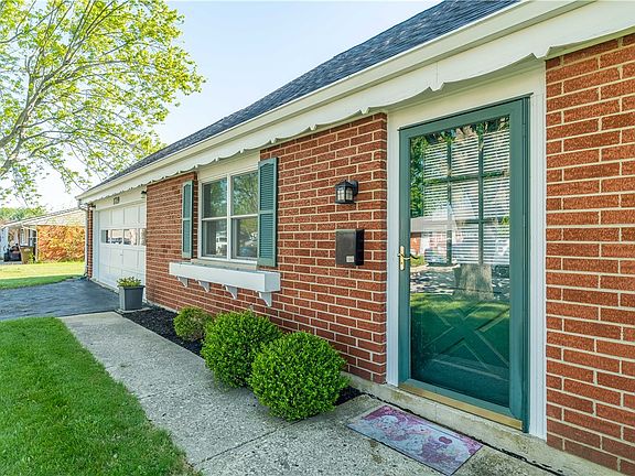 3rd image of 1719 Williams Pl