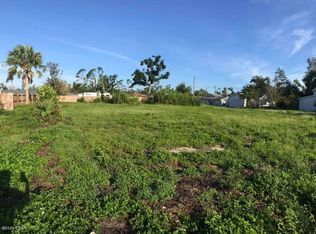 407 W 11th St, Lynn Haven, FL 32444