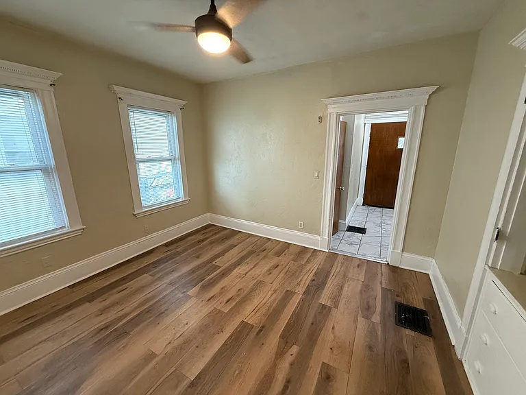 18-20 Wolcott St #1 — Photo 11