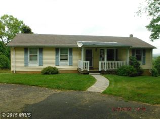 259 Rome Beauty Dr, Linden, VA 22642