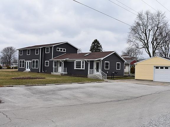 2nd image of 300 E Troy Pike