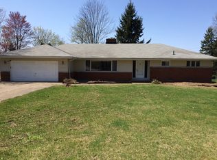 7590 Big Creek Pkwy, Middleburg Heights, OH 44130