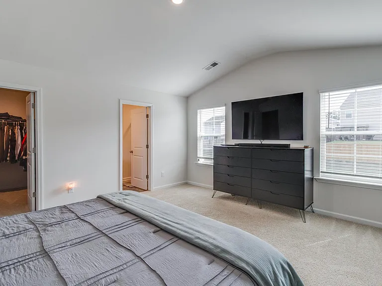 196 Dunham Rd — Photo 17