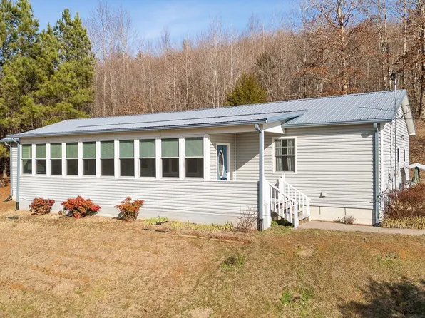 117 Golf Ln, Ringgold, GA 30736