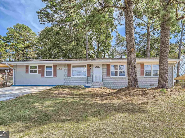 5950 Ash St, Forest Park, GA 30297