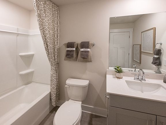 Dallas floorplan modeled in another Meritage Community.