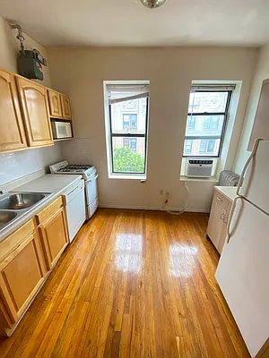 Rented by Level Group | media 13