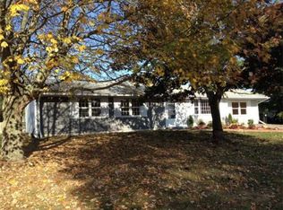 7 Mishawum Dr, Dartmouth, MA 02748