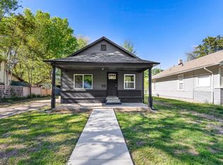 216 Columbia St, Augusta, KS 67010
