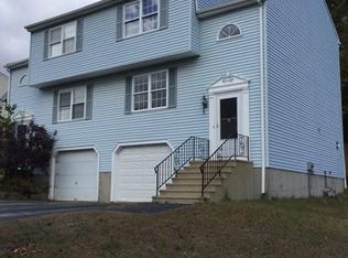 42 Ledgecrest Dr, Worcester, MA 01603