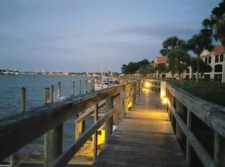 302 Harbour Blvd APT 104, New Smyrna Beach, FL 32169