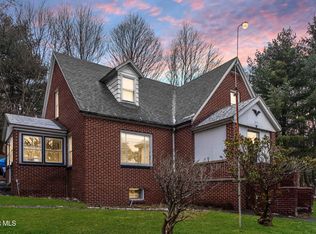 511 Oil Tank Hill Rd, Northern Cambria, PA 15722