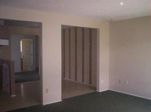 5th image of 6011 99th St NE