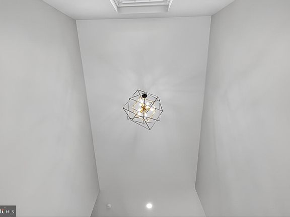 5th image of 16 Annie Gillis Ln
