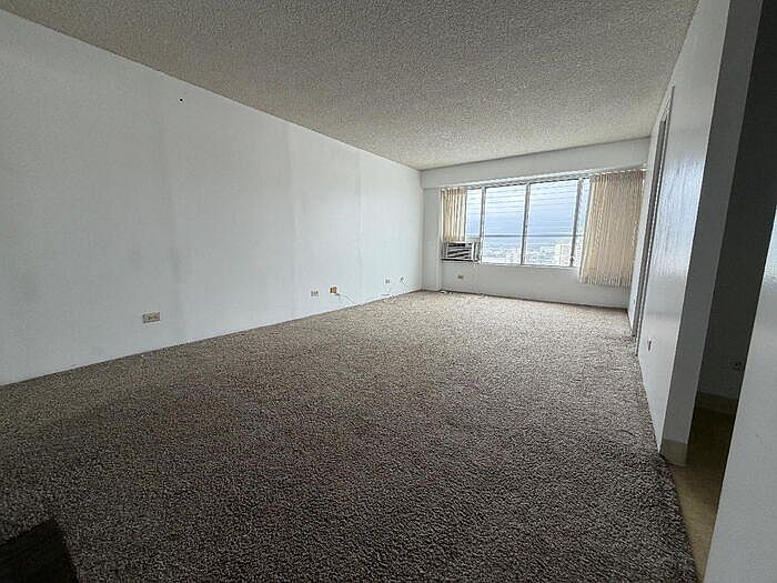 1st image of 2525 Date St