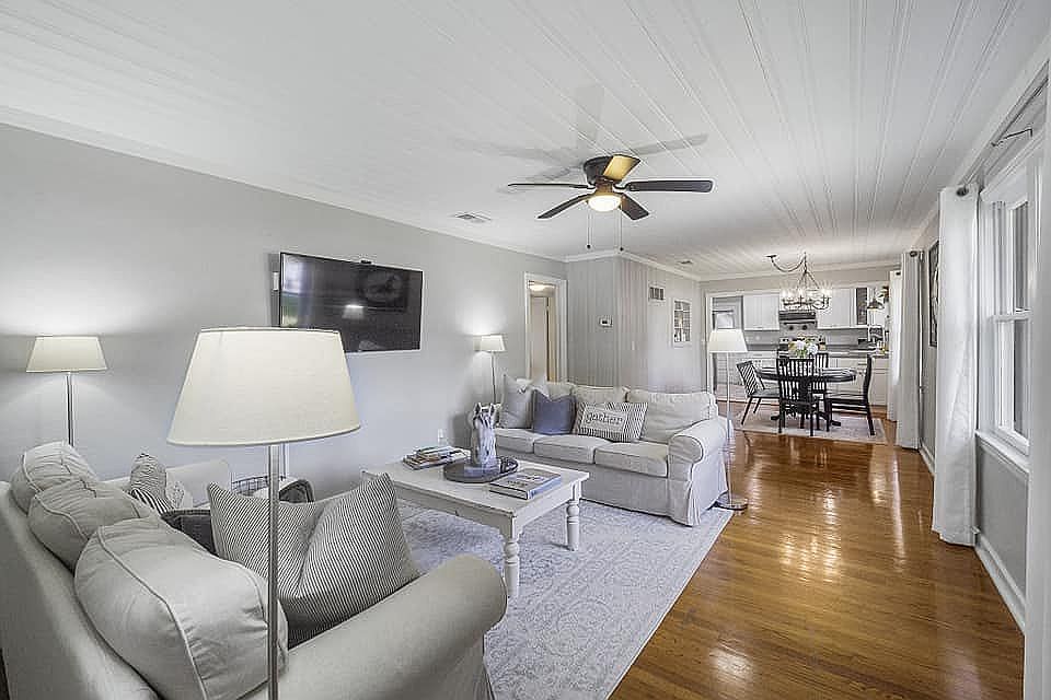 1st image of 311 Nelson Ave