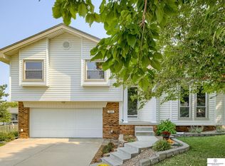 311 Fort St, Papillion, NE 68046
