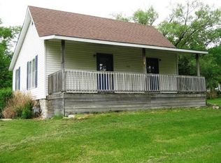 215 Jackson St, Chillicothe, MO 64601