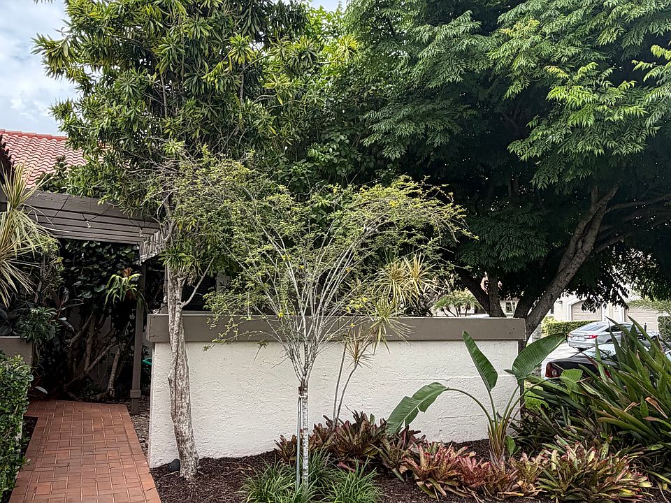 1st image of 11388 SW 84th Ln