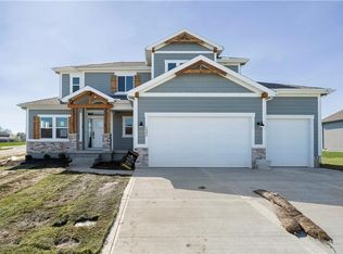 1205 Lakecrest Cir, Raymore, MO 64083