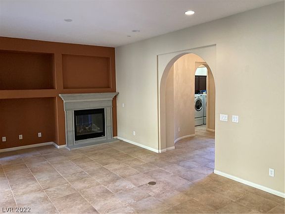 3rd image of 6 Villa Marsala Ct