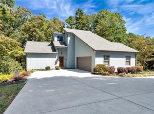 85A Nix Point Rd, Dawsonville, GA 30534