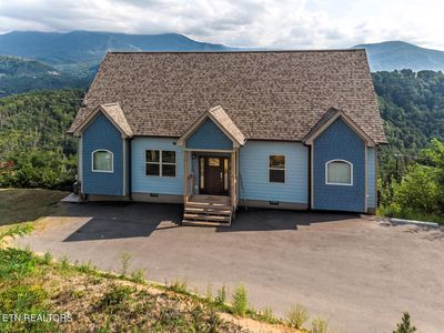 907 Village Loop Rd, Gatlinburg, TN, 37738