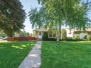 282 Arion St E, West Saint Paul, MN 55118