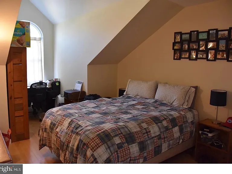 4 Spruce Ct — Photo 6