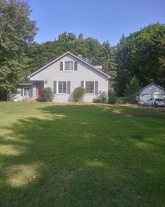 1st image of 676 Browne Ave