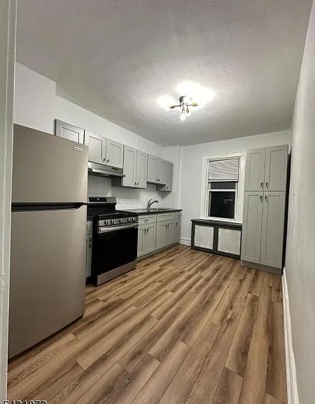 32 Hamilton Ave #2 — Photo 9