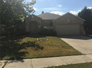 901 Essex Dr, McKinney, TX 75071