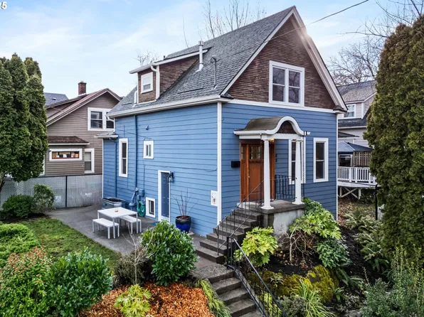 88 NE Ivy St, Portland, OR 97212