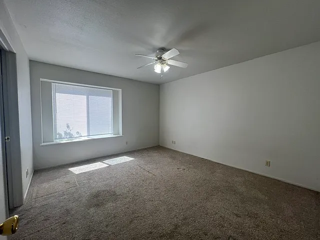 1970 Belgium Ave — Photo 18