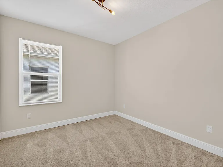 10916 SW Robbia Way — Photo 43