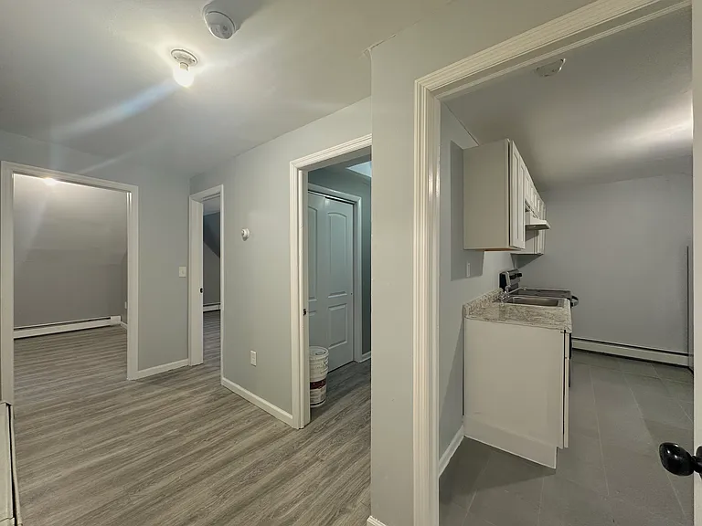 163 Chambers St #4 — Photo 7