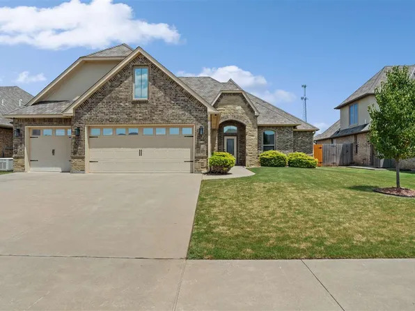 1511 NE Blue Sage Ln, Lawton, OK 73507