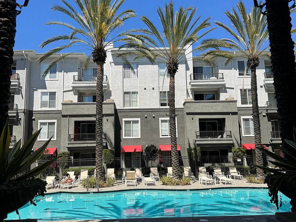 1st image of 1801 E Katella Ave APT 3055