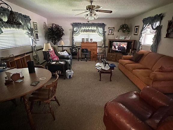 5th image of 13438 GALWAY Avenue
