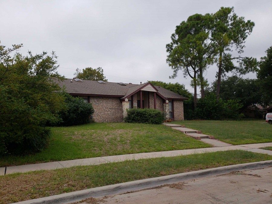 2nd image of 1468 Applegate Dr