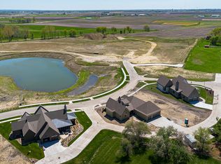 2406 Middleton Rd, Ames, IA 50014