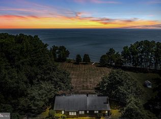 140 Bay Quarter Dr, Heathsville, VA 22473