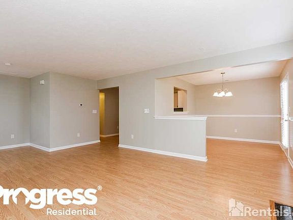 2nd image of 10458 Wintergreen Way