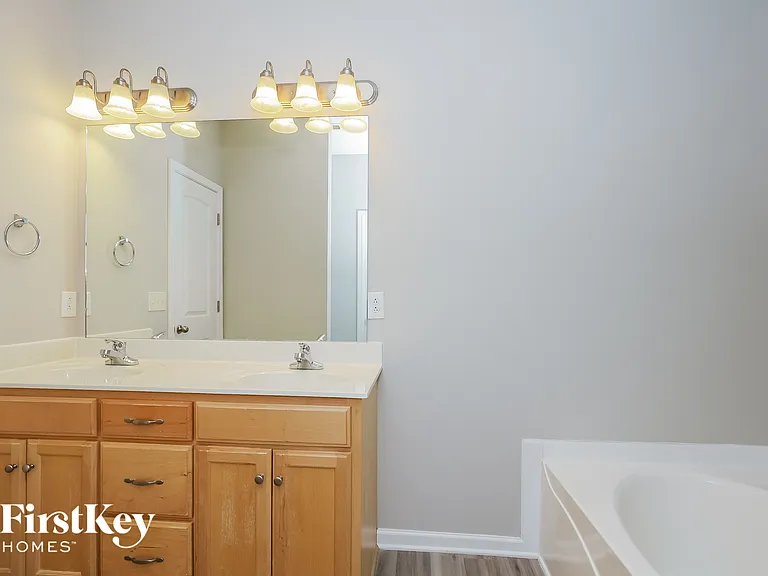 1934 Shafer Dr — Photo 12