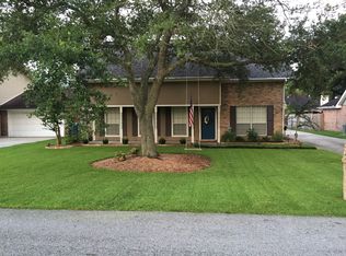 924 Rosedown Ln, Lafayette, LA 70503