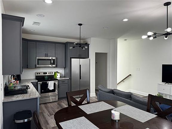 5th image of 1330 Harrison Ave #1330