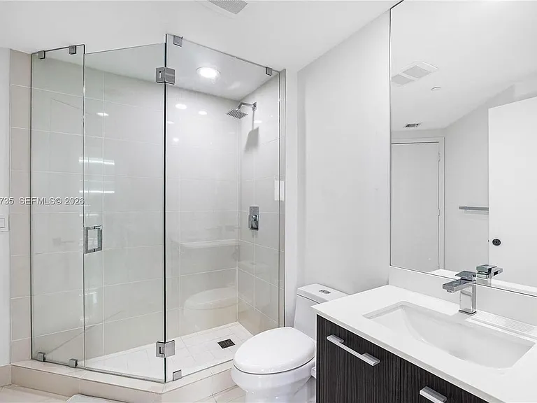 45 SW 9th St #1508 — Photo 4
